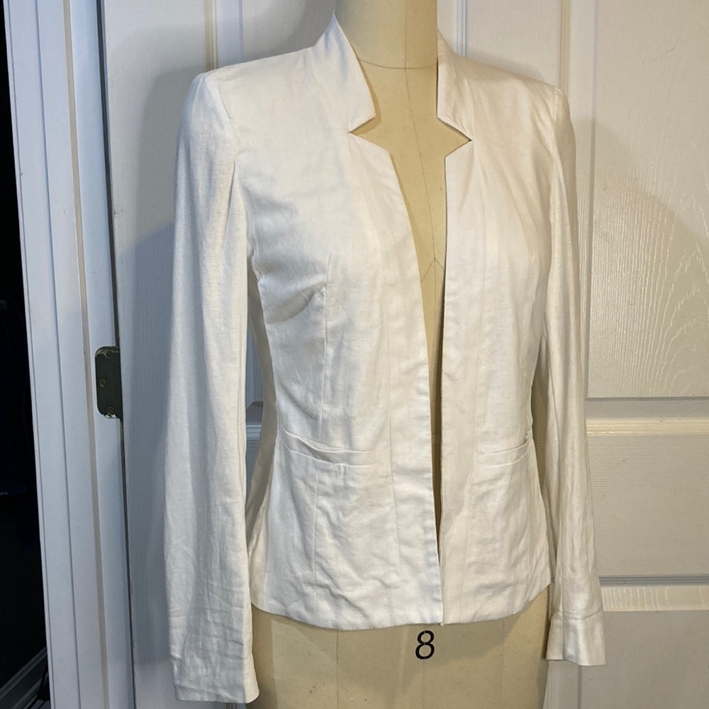 White V Notch Linen Blend Blazer